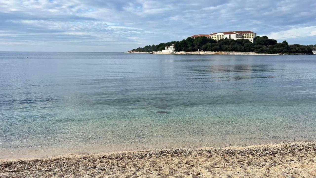 Villa Claudia Beach Apartment Премантура Экстерьер фото