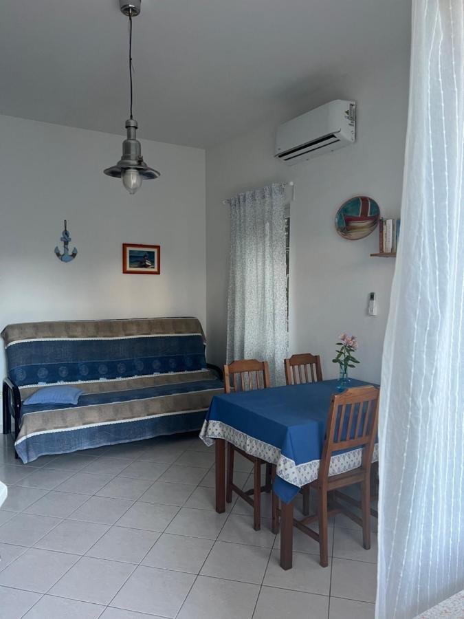 Villa Claudia Beach Apartment Премантура Экстерьер фото