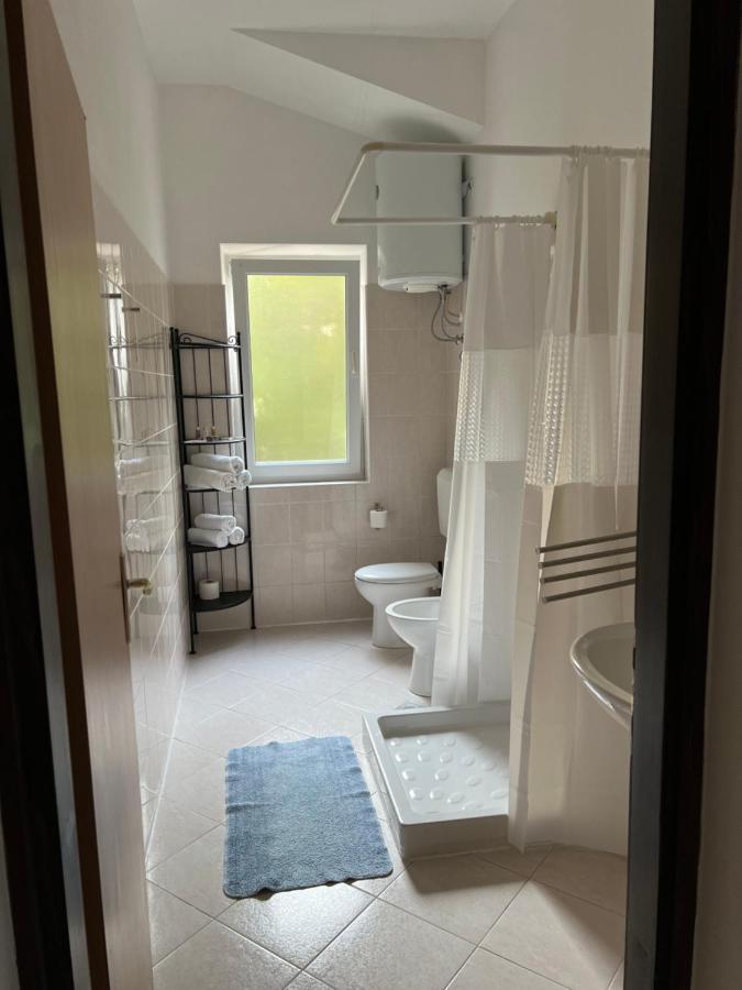 Villa Claudia Beach Apartment Премантура Экстерьер фото
